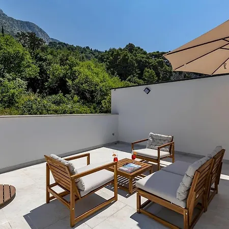 Adriatic Beachfront By Makarska Exklusiv *