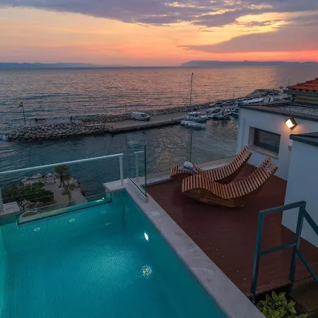 Adriatic Beachfront By Makarska Exklusiv Villa